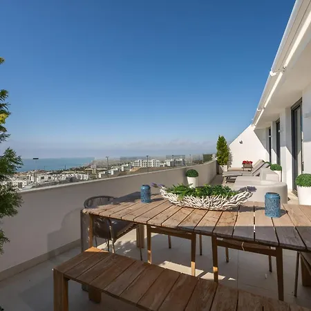 Appartement Luxury Penthouse With Panoramic Sea Views In Higueron West Fuengirola