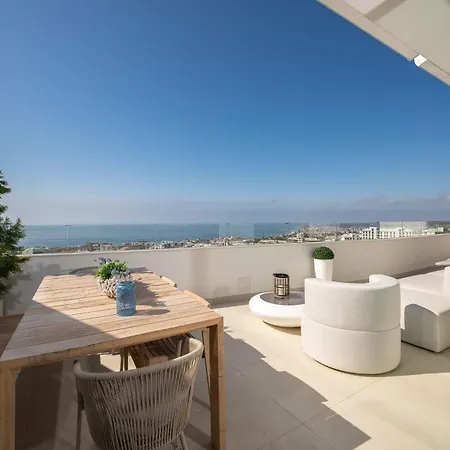 Luxury Penthouse With Panoramic Sea Views In Higueron West *