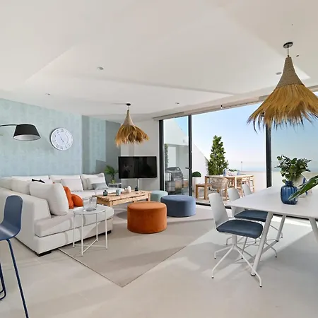 Luxury Penthouse With Panoramic Sea Views In Higueron West Appartement *