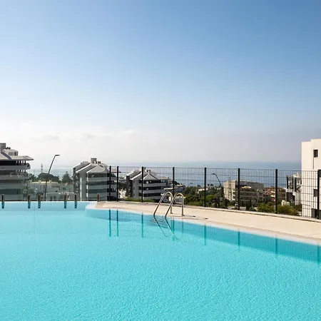 Luxury Penthouse With Panoramic Sea Views In Higueron West Appartement