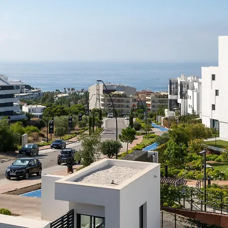 Luxury Penthouse With Panoramic Sea Views In Higueron West *